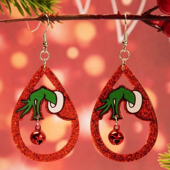 Jewelry - Grinch Earrings